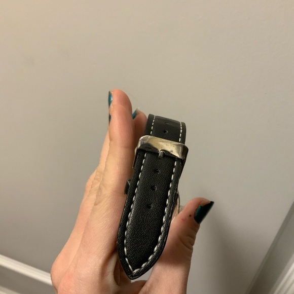 TCK Men’s Wrist Watch Working Order Silver Leather Band - Picture 11 of 12